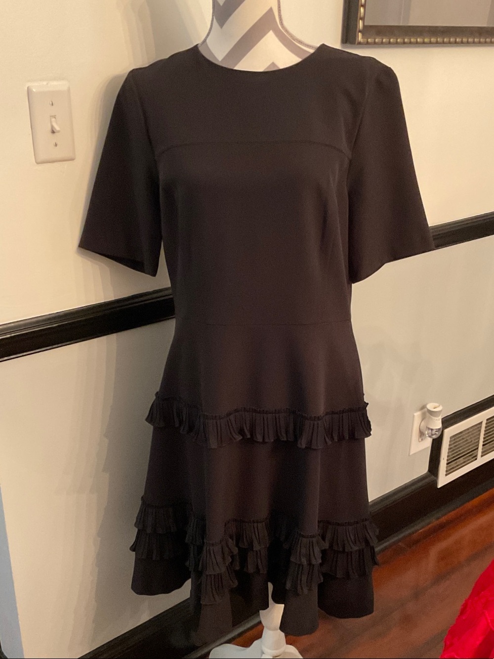 Gibson Latimer Black Midi Dress with Tiered Ruffles